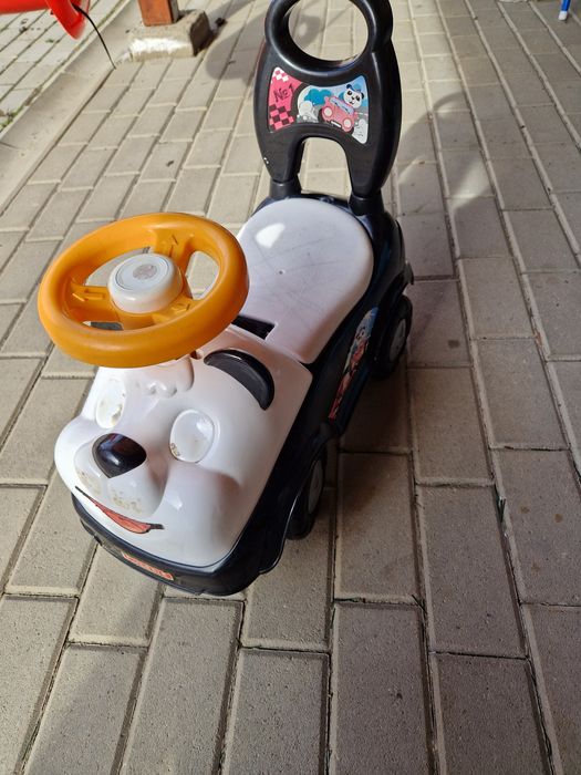 Tricicleta și masinuta copii