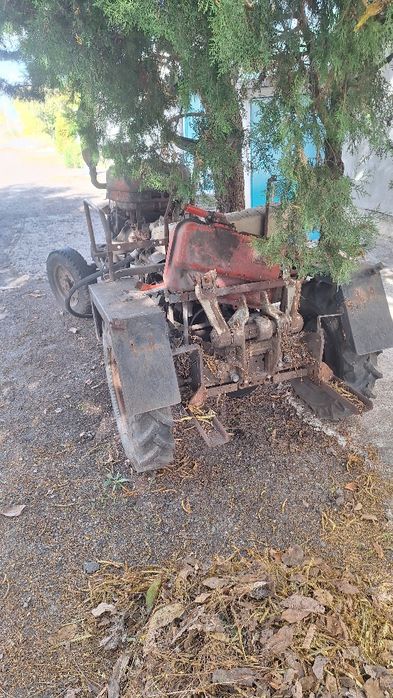 Самоделно тракторче с двигател 25 конски сили т25 и т 16 владимировец