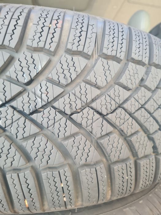 Гуми 225/55/17 дот23