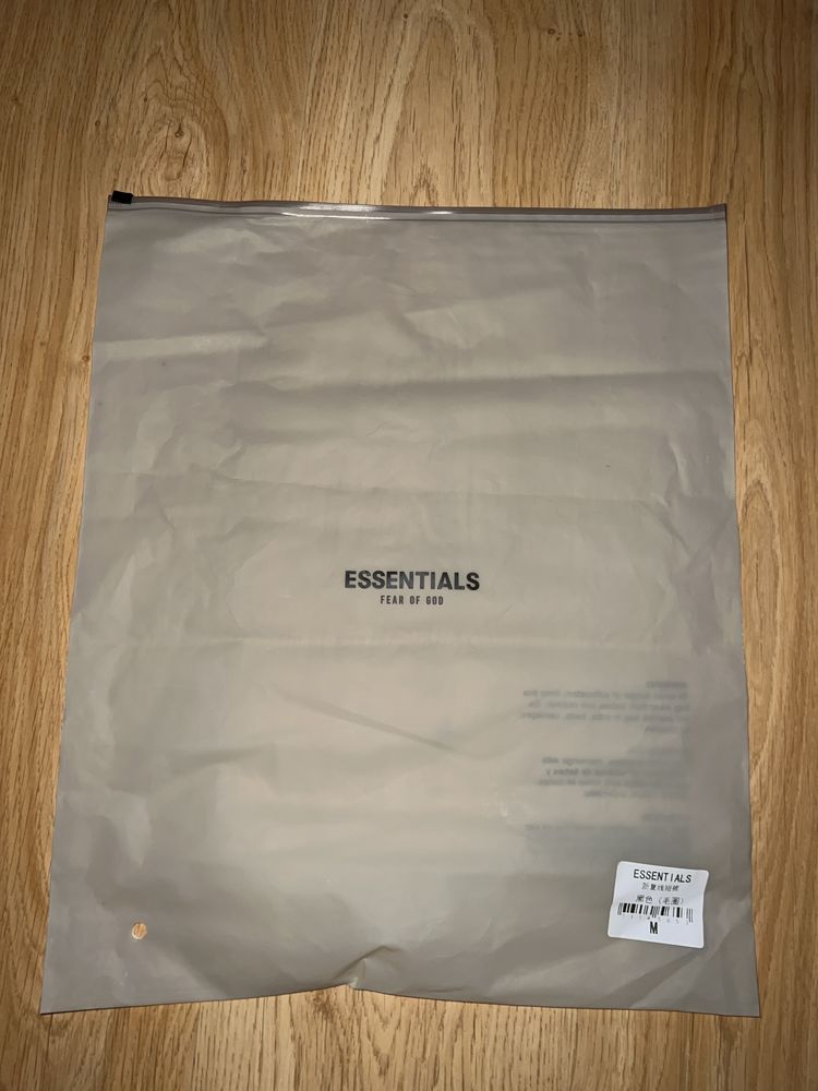 Essentials къси гащи, шорти НОВО