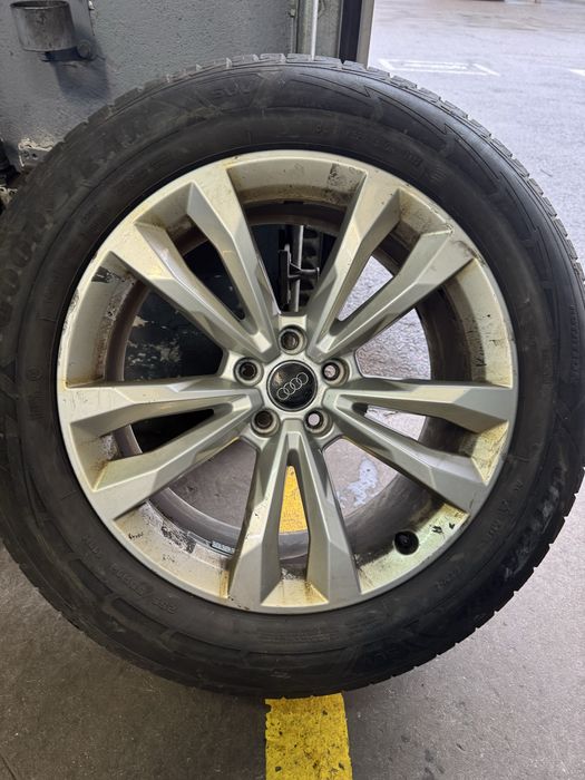 Зимни гуми 255/55/19 Goodyear