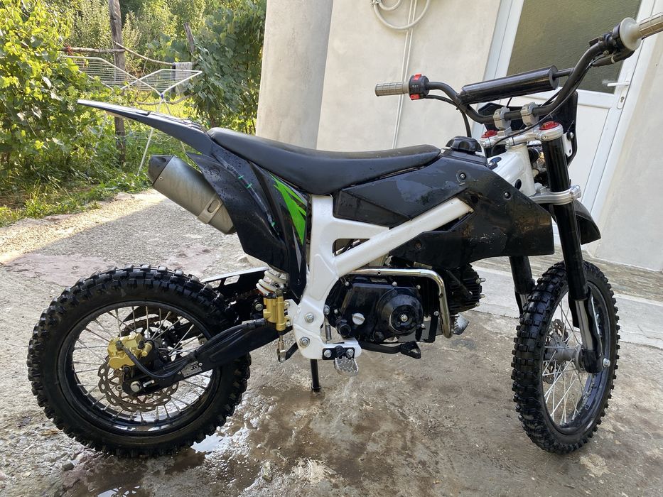 Vand cross kxd 125cc automat