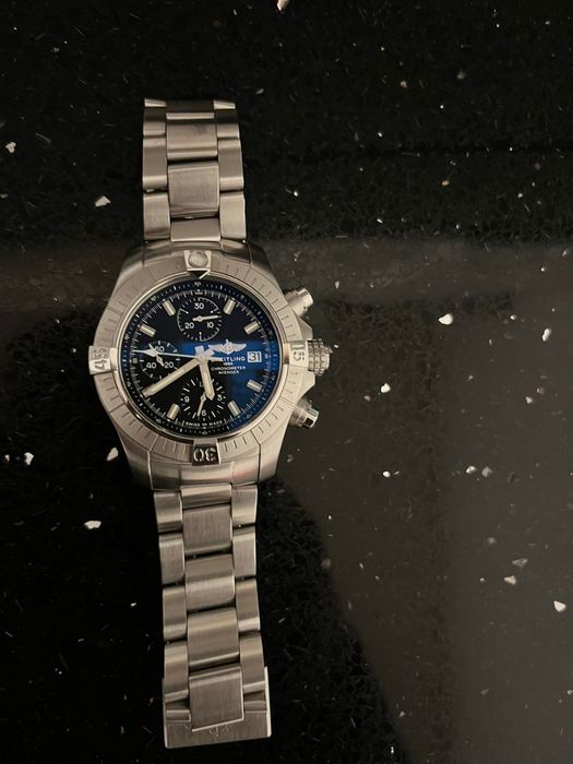 Breitling Avenger Chronograph 1884
