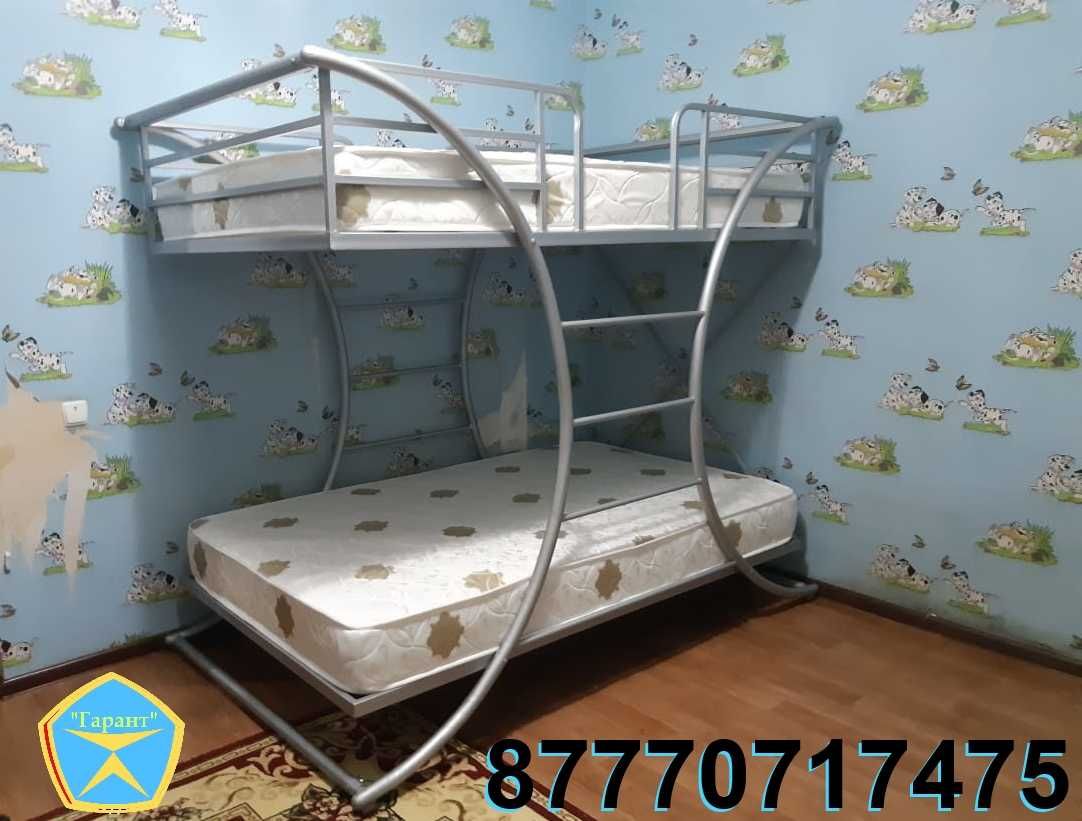 Прочная и устойчивая двухъярусная кровать для взрослых (двухярусная).