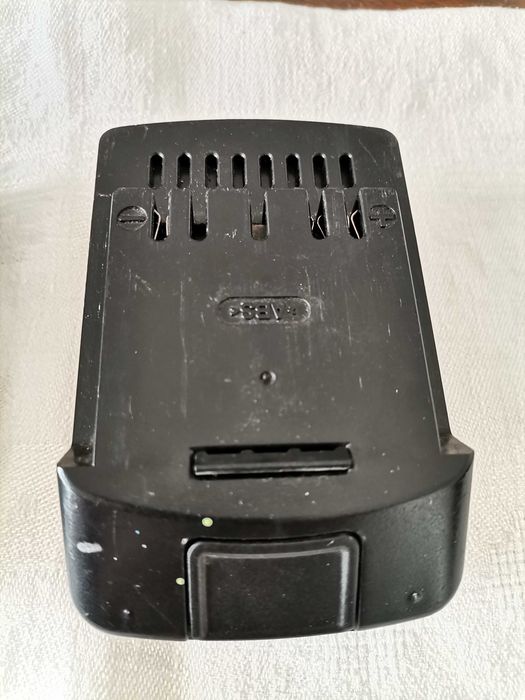 Зарядно и батерия за винтоверт Райдер