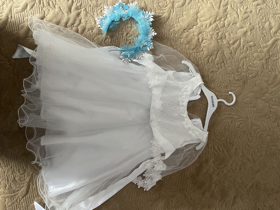 Детское платье снежинка