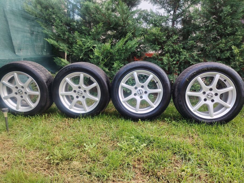 Jante aluminiu ford cu anvelope 215 55 16