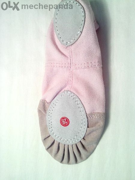 туфли за балет, гимнастика или танци за крак от15 см до