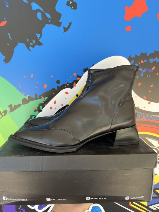 Дамски елегантни боти Raid номер 39