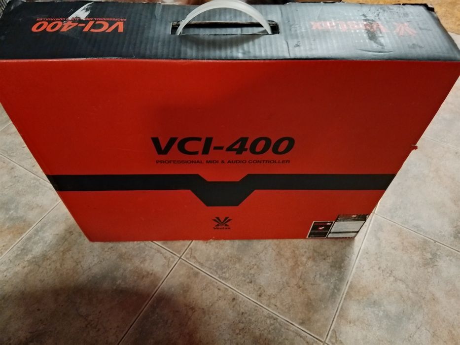 Контролер Vestax VCI 400