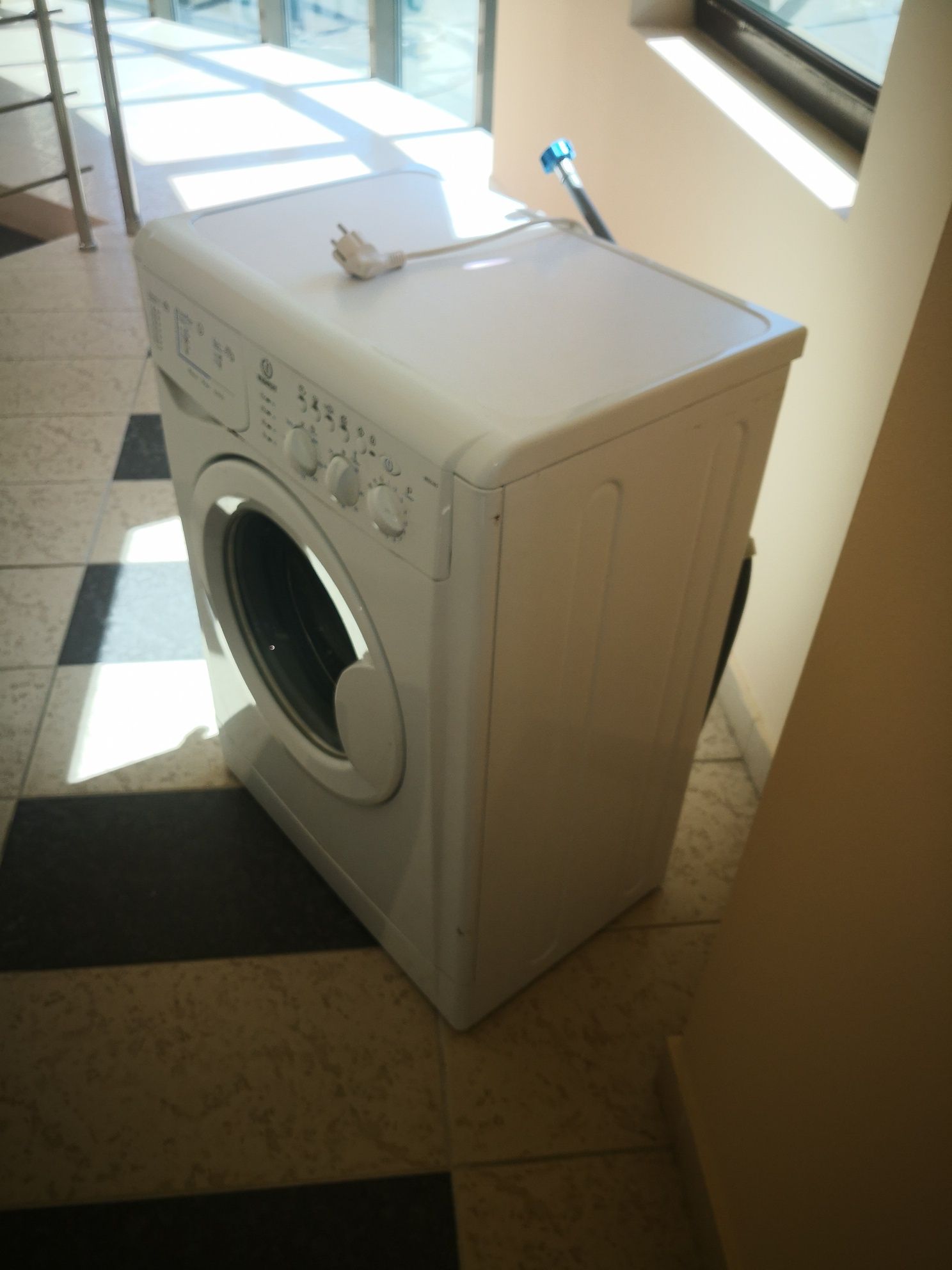 Пералня "Indesit"
