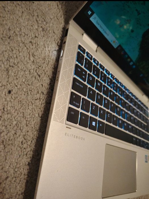 Laptop HP Elitebook x360 1030 G3 2 in 1 Intel i7-8650u 16 gb ram DDR4
