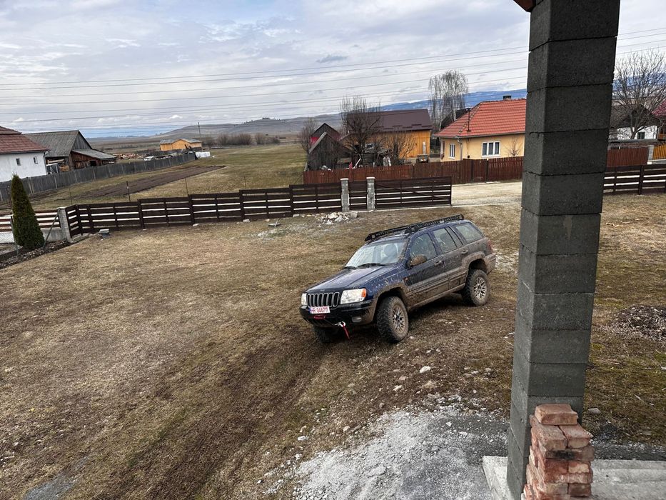 Jeep Cherokee  offroad