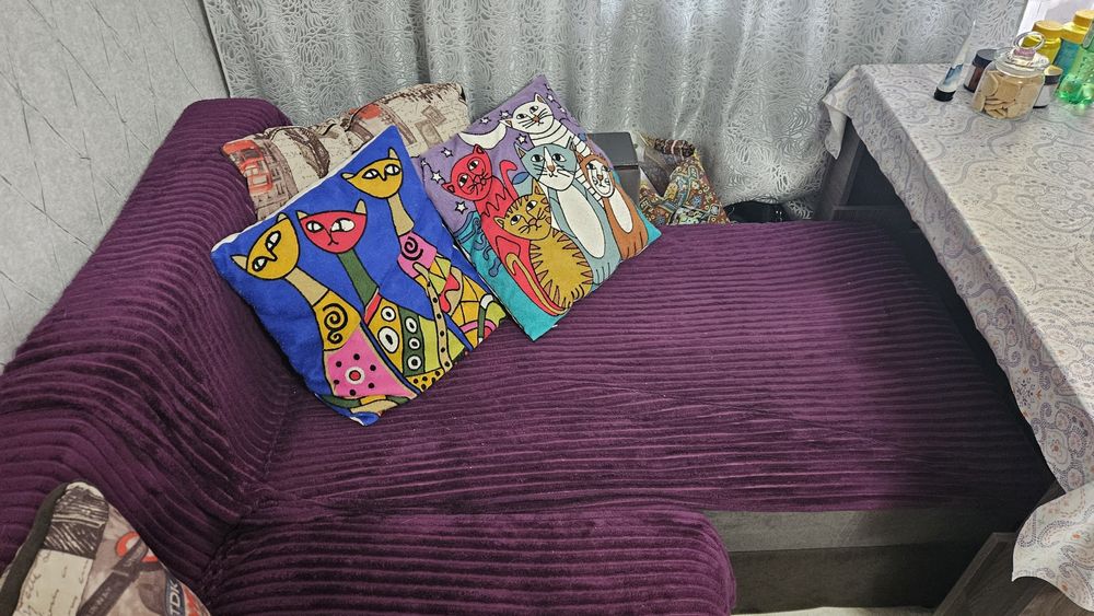 Диван угловой б.у