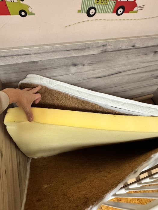 Кушетка, повивалник, легло, шкаф, матрак