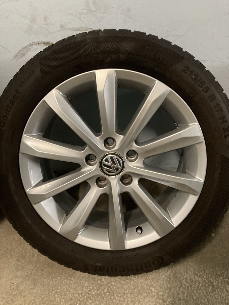 Оригинални джанти VW със зимни гуми Континентал