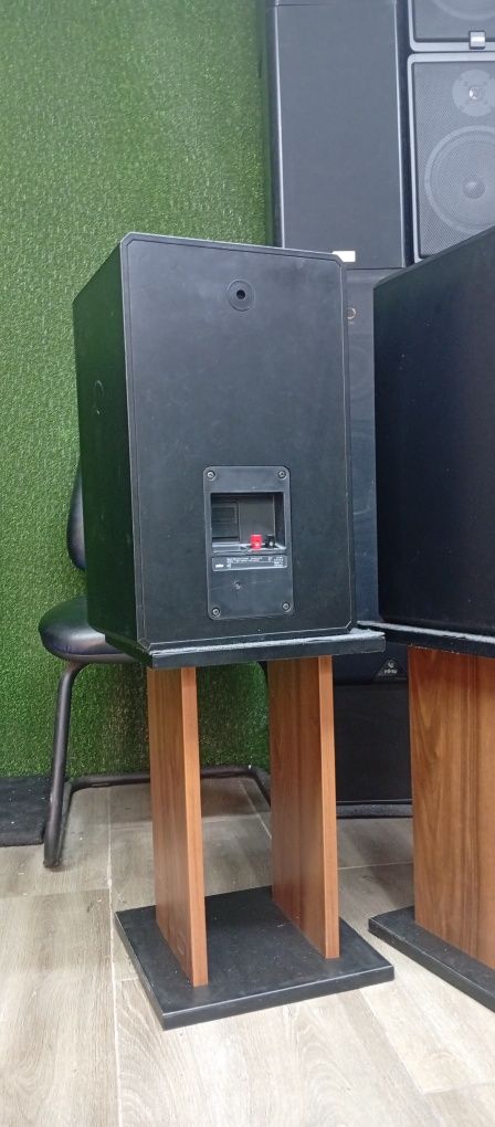 Тонколони BRAUN LS-100