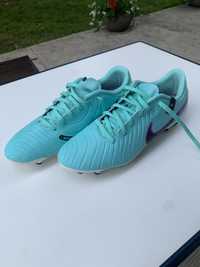 Vand ghete fotbal Nike Tiempo Legend 10 Academy FG/MG.