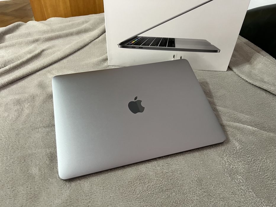 MacBook Pro 13”, 2017 3.1GHz 8/256GB