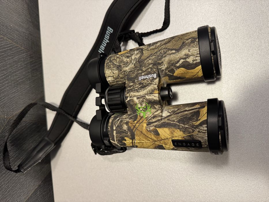 Бинокль Bushnell Engage 10*42