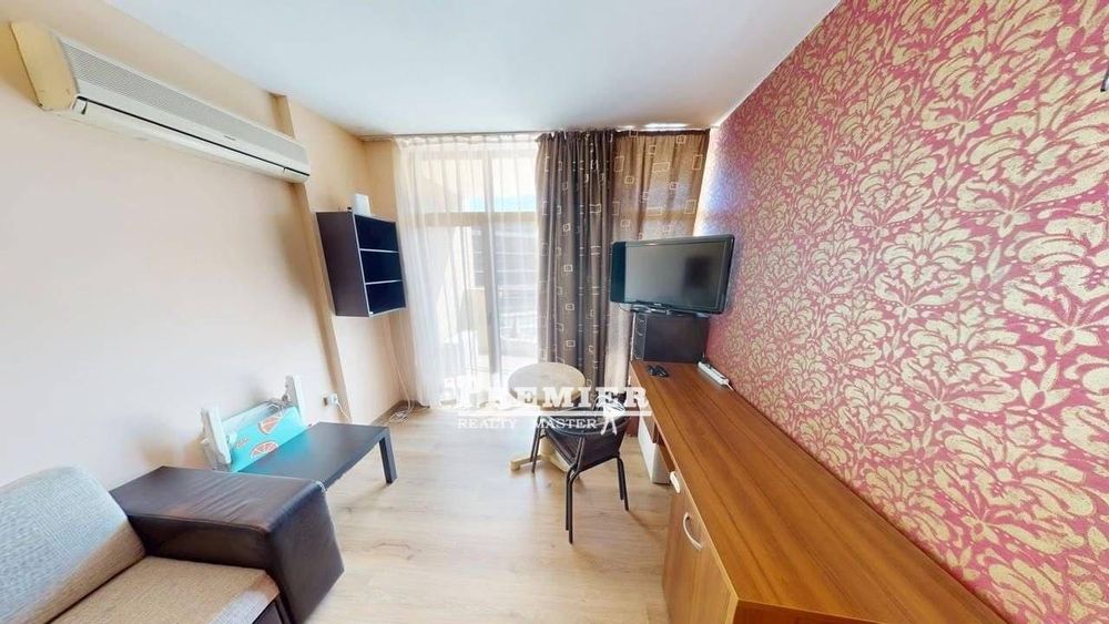 Продава се Двустаен апартамент в к.к. Слънчев бряг - 67 кв.м за 1120 €/кв.м - Снимка #5