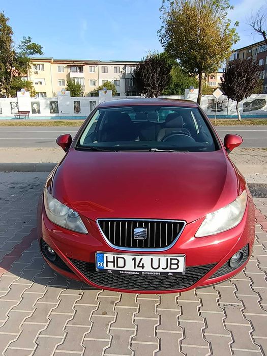 Vând Seat ibiza 1.4 mpi