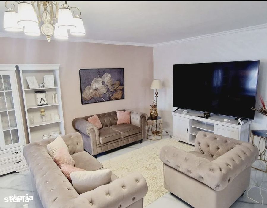 Casa deosebita de vanzare, Oradea – limita cu Santandrei