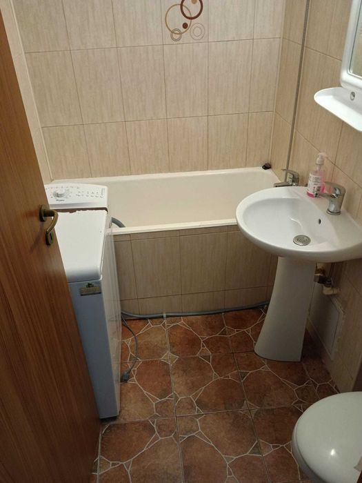 Inchiriere garsoniera 1 min metrou Gorjului