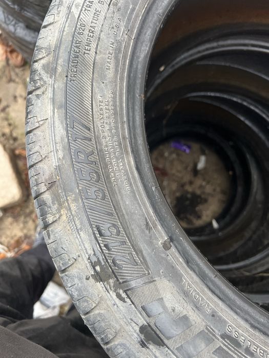 Продам шину 3штук мишлен