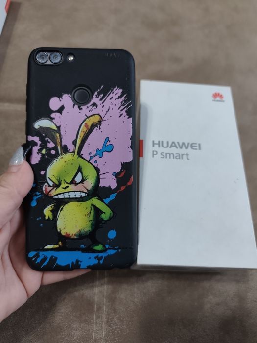 Телефон Huawei P smart