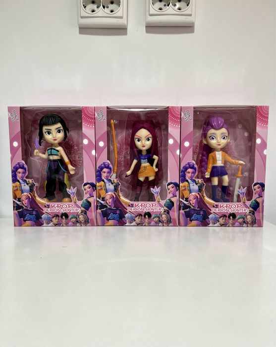 Set Figurine K-Pop Demon Hunters - Zoey, Mira, Rumi (20cm)