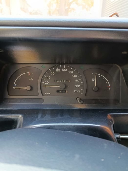 Нексия Сонс 1998 года