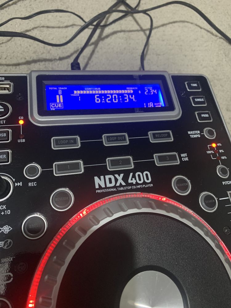 Mixer Digital Scratch Numark X6 + 2 Player DJ Numark NDX 400