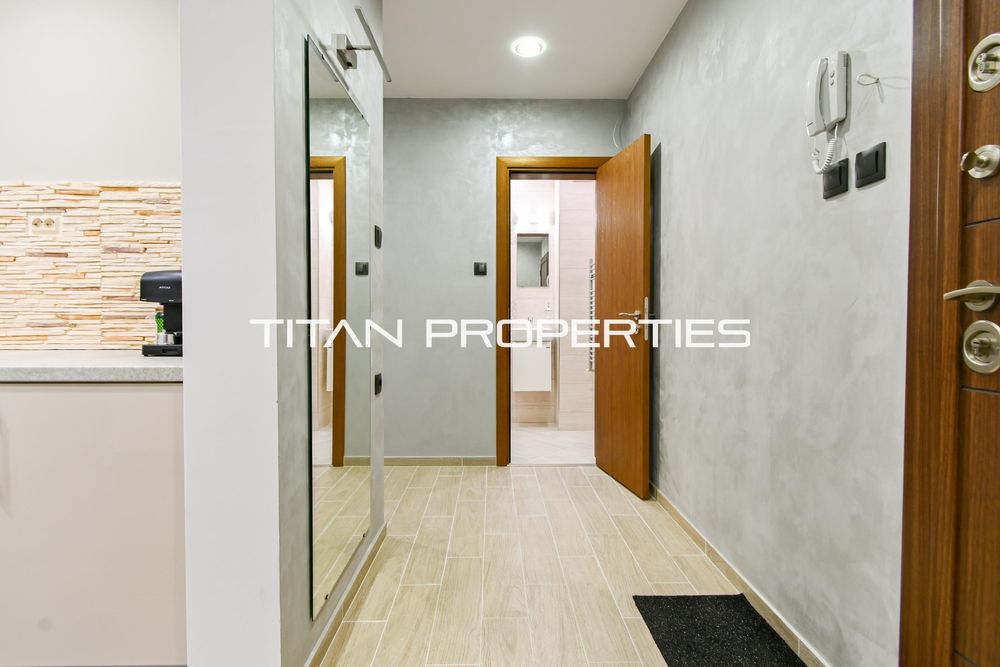 Продава се Тристаен апартамент в София, Люлин 8 - 100 кв.м за 3000 €/кв.м - Снимка #18