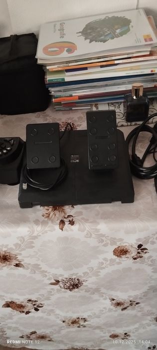 Volan cu pedale gaming