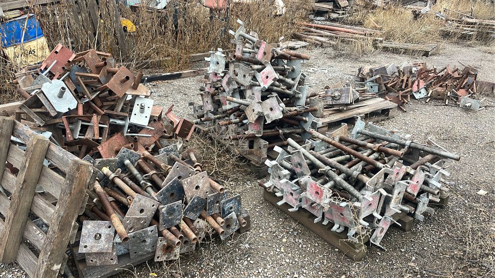 Резьбовые унивилки и домкраты