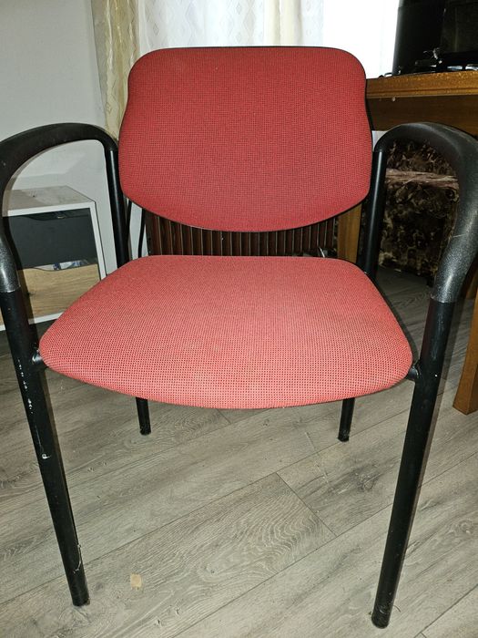 2 бр. Стабилен и удобен стол