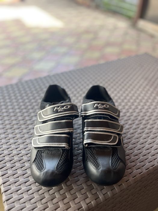 Pantofi ciclism