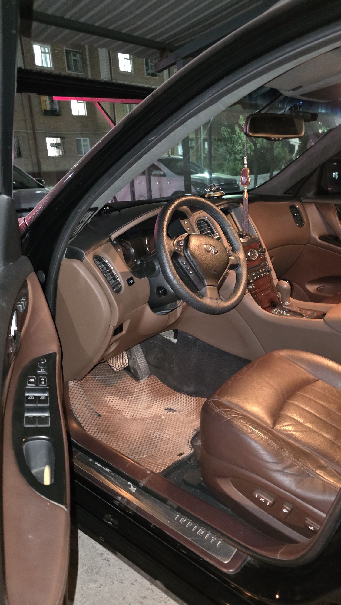 Infiniti sotiladi