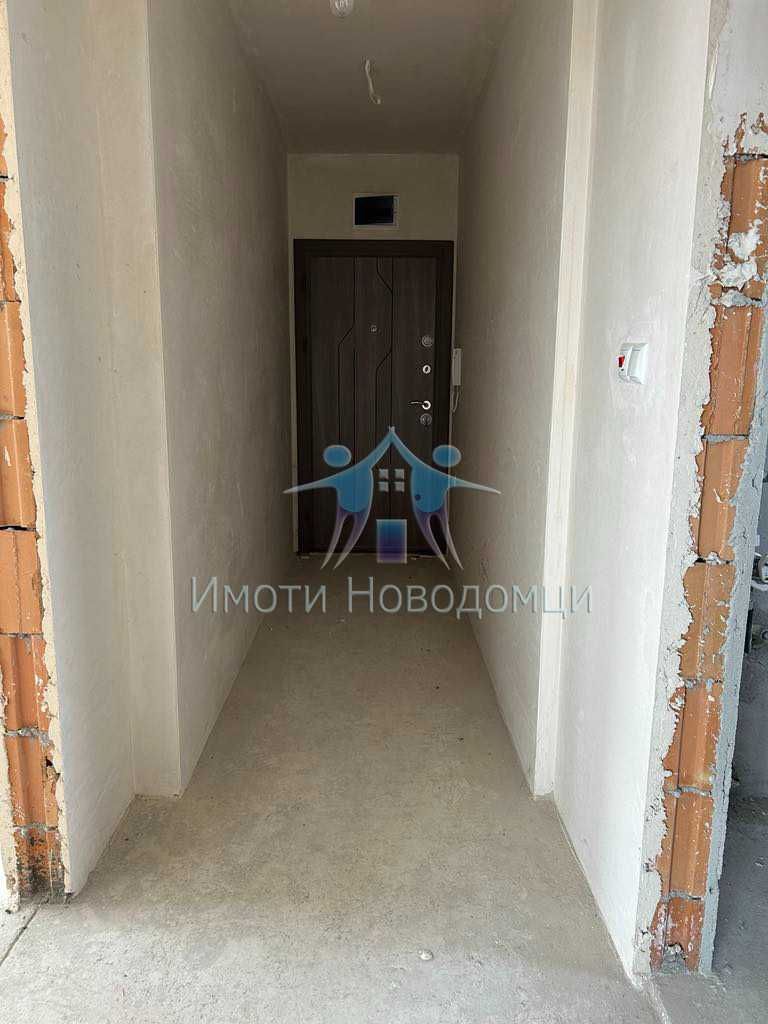 Двустаен, Шумен, Добруджански