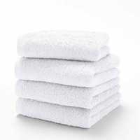 Продаются махровые, белые, банные полотенца 70х140 см