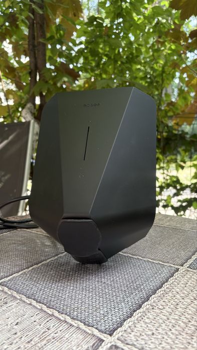 Statie Incarcare Masina Electrica Easee One 7.4kW NFC/RFID eSimWifi-OK