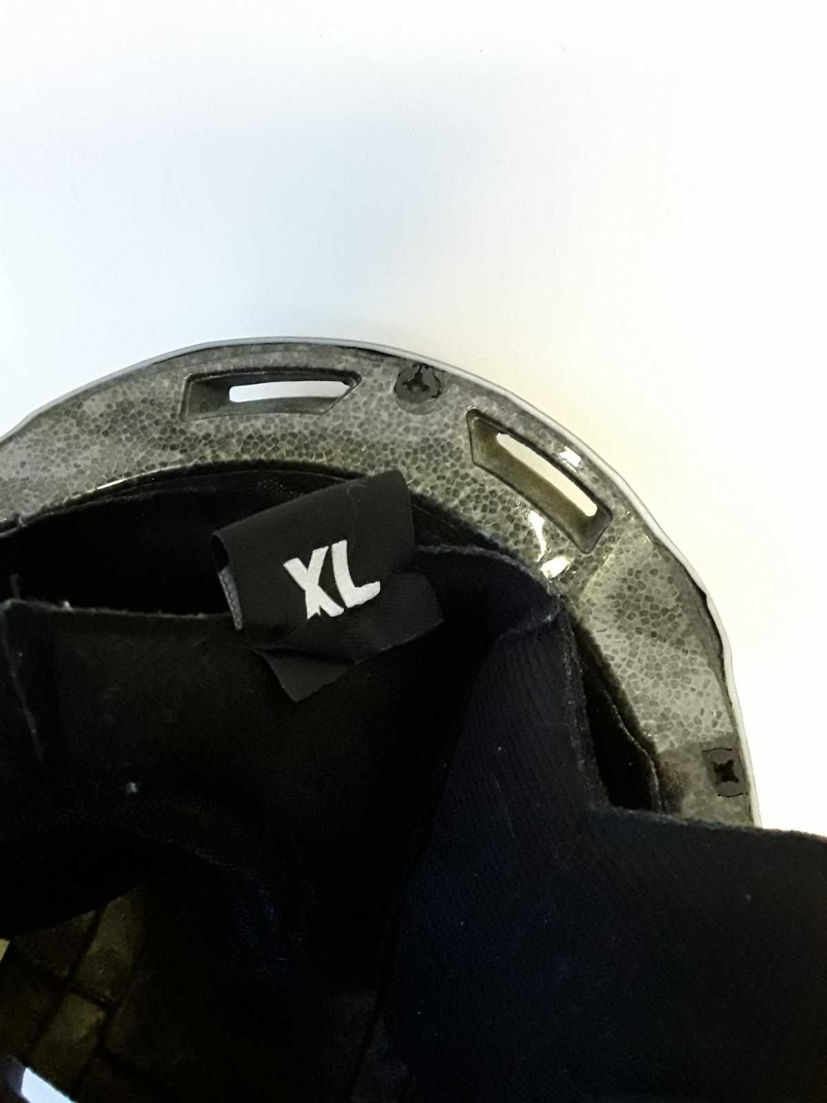 Каска универсална ,номер XL
