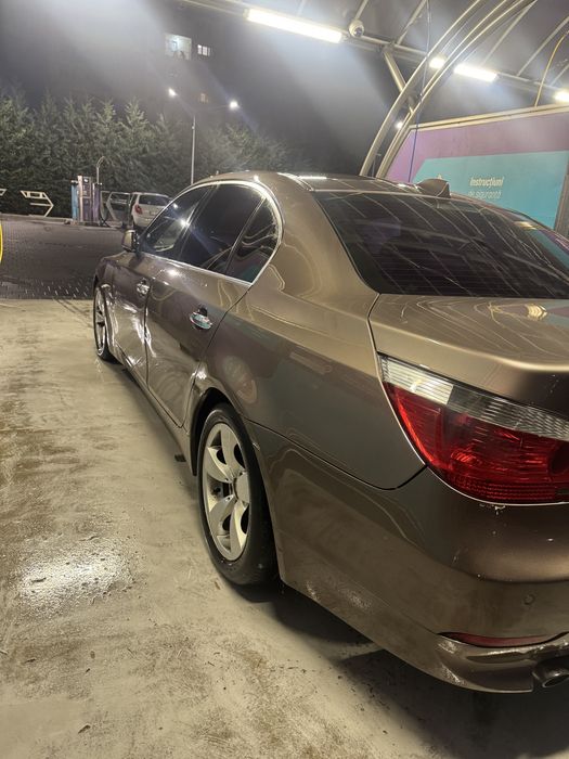 BMW Seria 5  525D