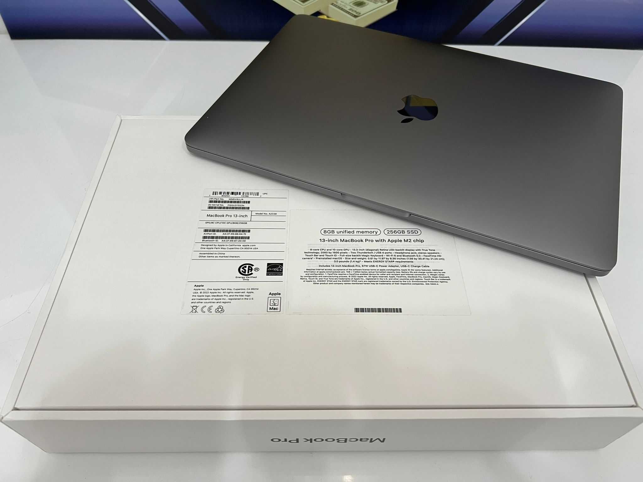 Laptop MacBook Pro M2 13" 256Gb ca NOU AGP Amanet