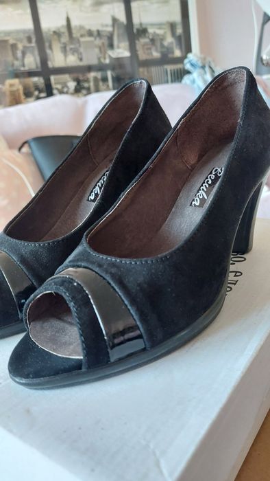 Елегантни обувки естествен велур