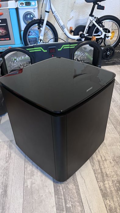 Bose BassModule Accoustimass 300 / BassModule 700