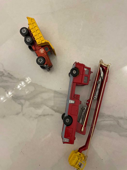 masinuta bascula jucarie veche pentru colectionari made in UK original