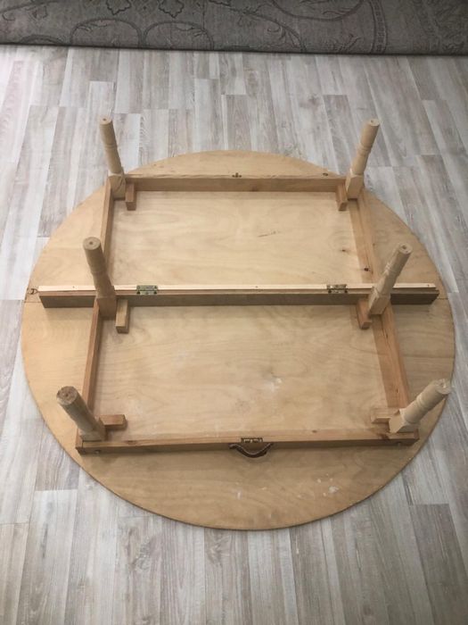 Стол складной. Жер үстел