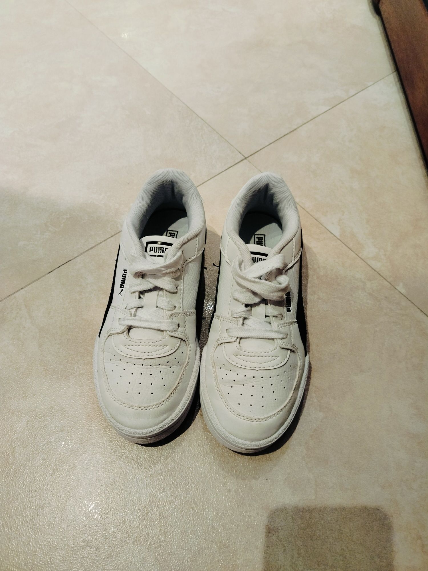 Маратонки Puma .